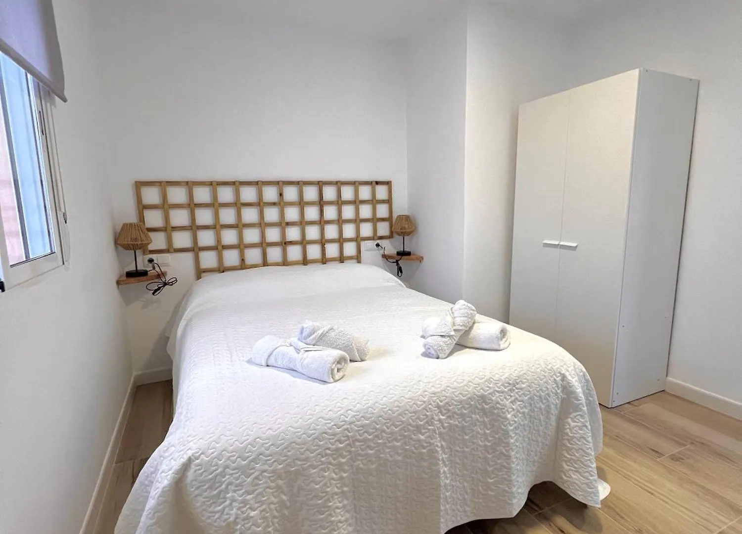 La Paz Y El Sol Del Obispo Apartment Malaga